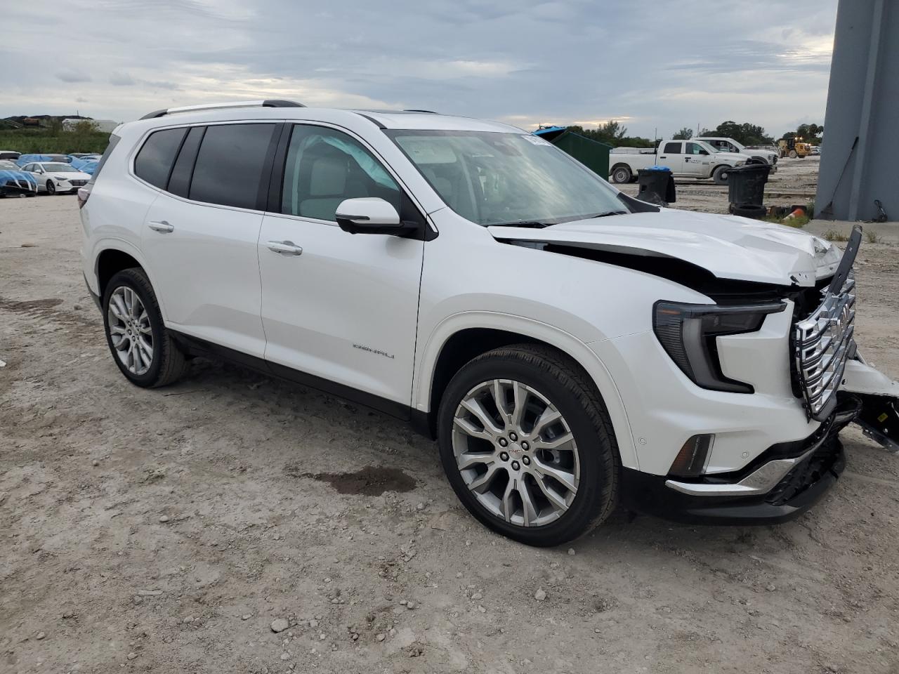 2024 GMC ACADIA DENALI VIN:1GKENLKS0RJ221469
