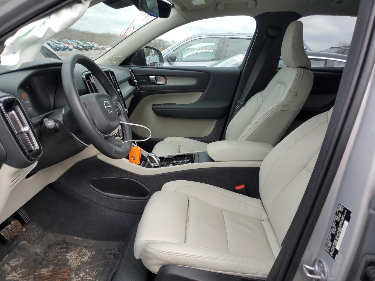 2023 VOLVO XC40 PLUS VIN:YV4L12UW0P2111986