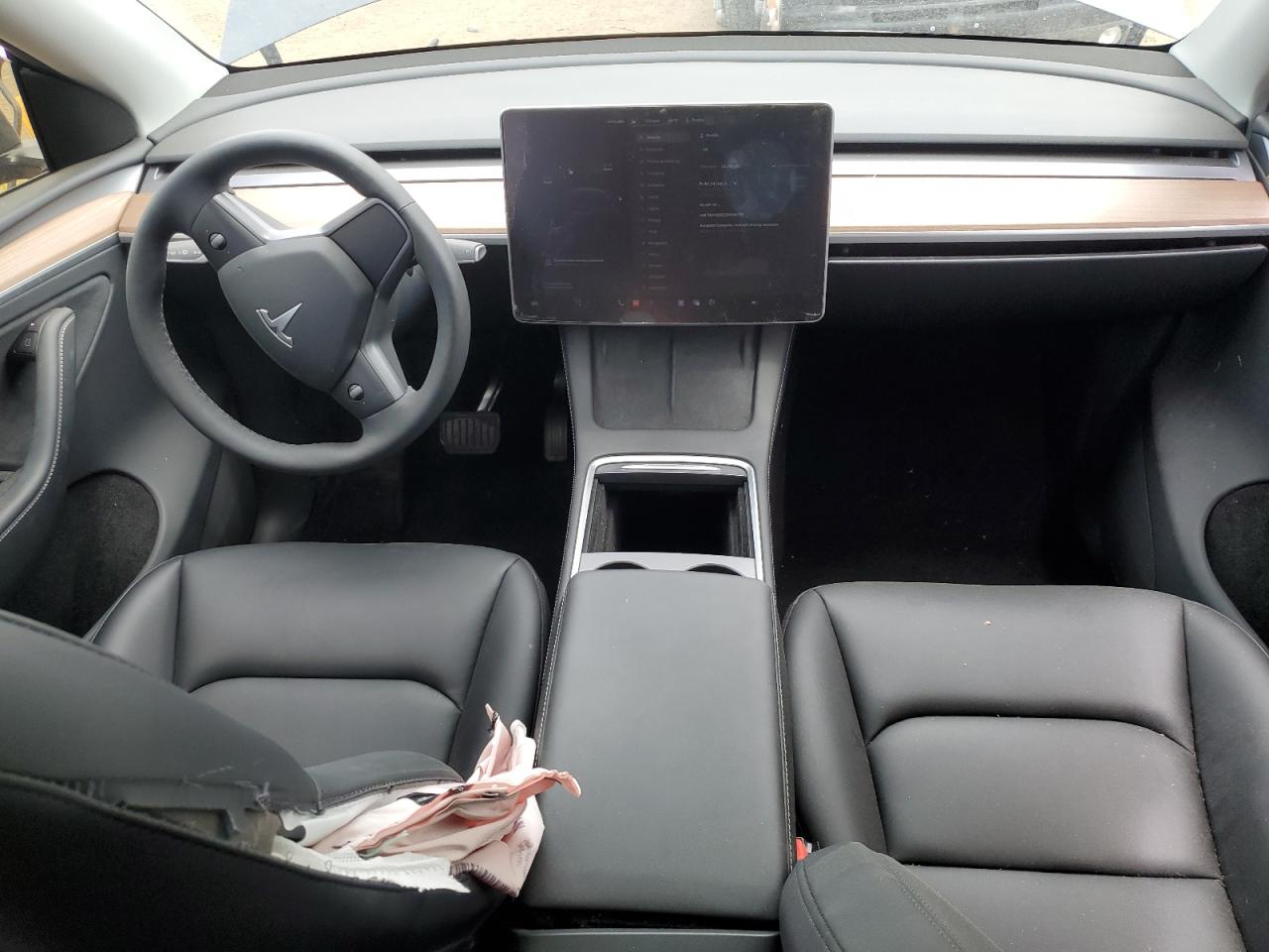 2023 TESLA MODEL Y  VIN:7SAYGDEE2PA186775