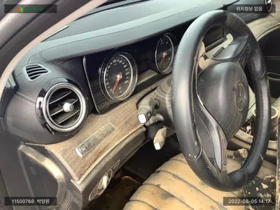 2018 Mercedes-Benz E 220 WDDZF0FB9JA468065 VIN:WDDZF0FB9JA468065