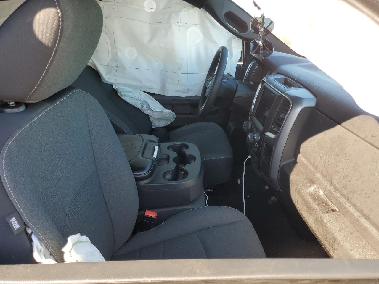 2022 RAM 1500 CLASSIC SLT VIN:1C6RR7GG7NS156550