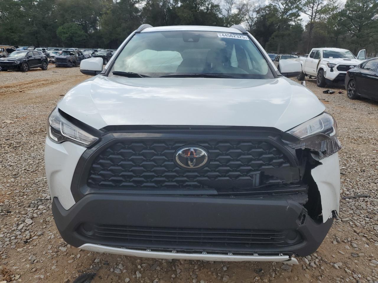 2022 TOYOTA COROLLA CROSS LE VIN:7MUCAAAG6NV025197