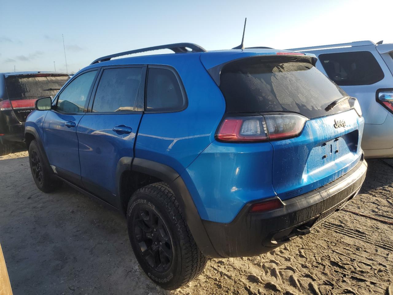 2022 JEEP CHEROKEE LATITUDE VIN:1C4PJMCX9ND521360