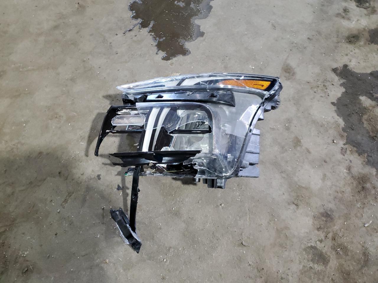 2023 HYUNDAI SANTA FE SEL VIN:5NMS2DAJ1PH522308