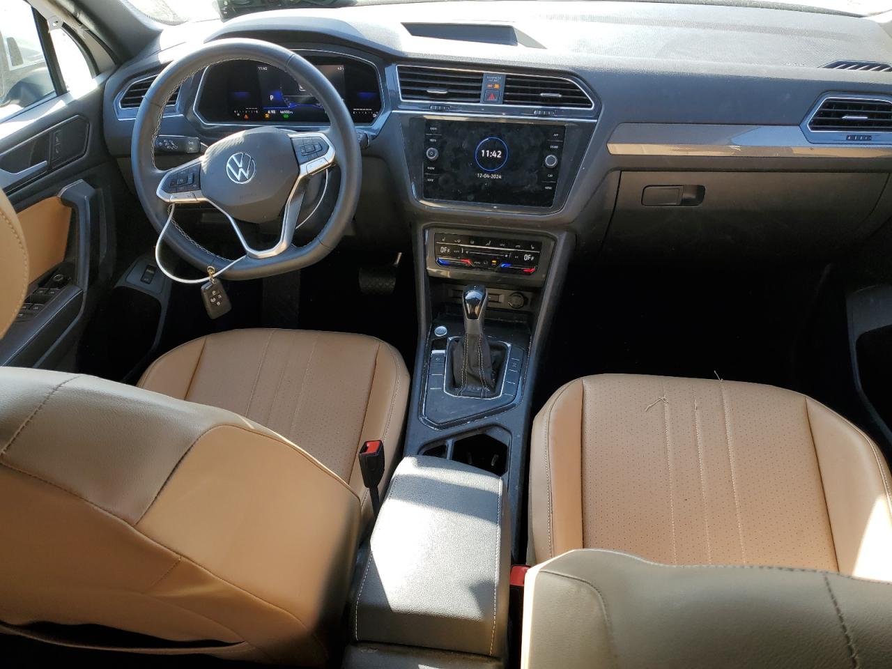 2022 VOLKSWAGEN TIGUAN SE VIN:3VV3B7AX8NM059296