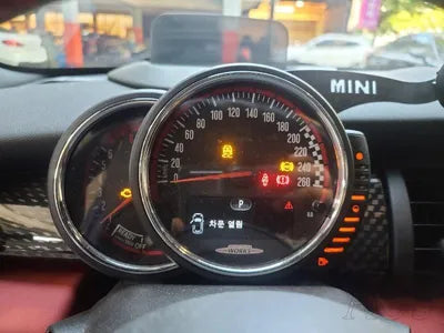 2017 MINI Cooper VIN: