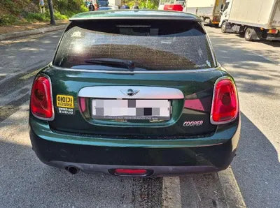 2014 MINI Cooper VIN:
