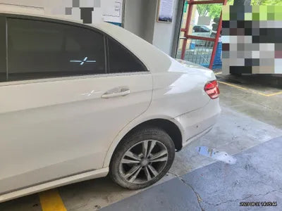 2014 Mercedes-Benz E 220 VIN: