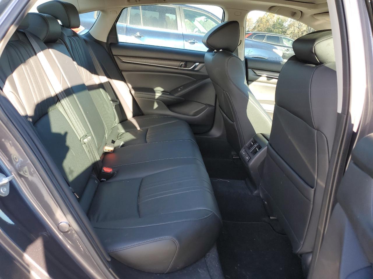 2022 HONDA ACCORD HYBRID EXL VIN:1HGCV3F55NA027622