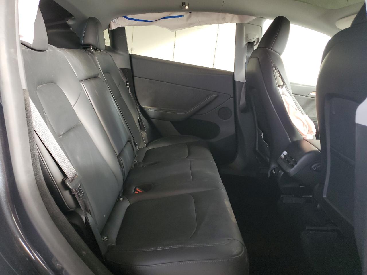 2024 TESLA MODEL Y  VIN:7SAYGDEE0RA301201