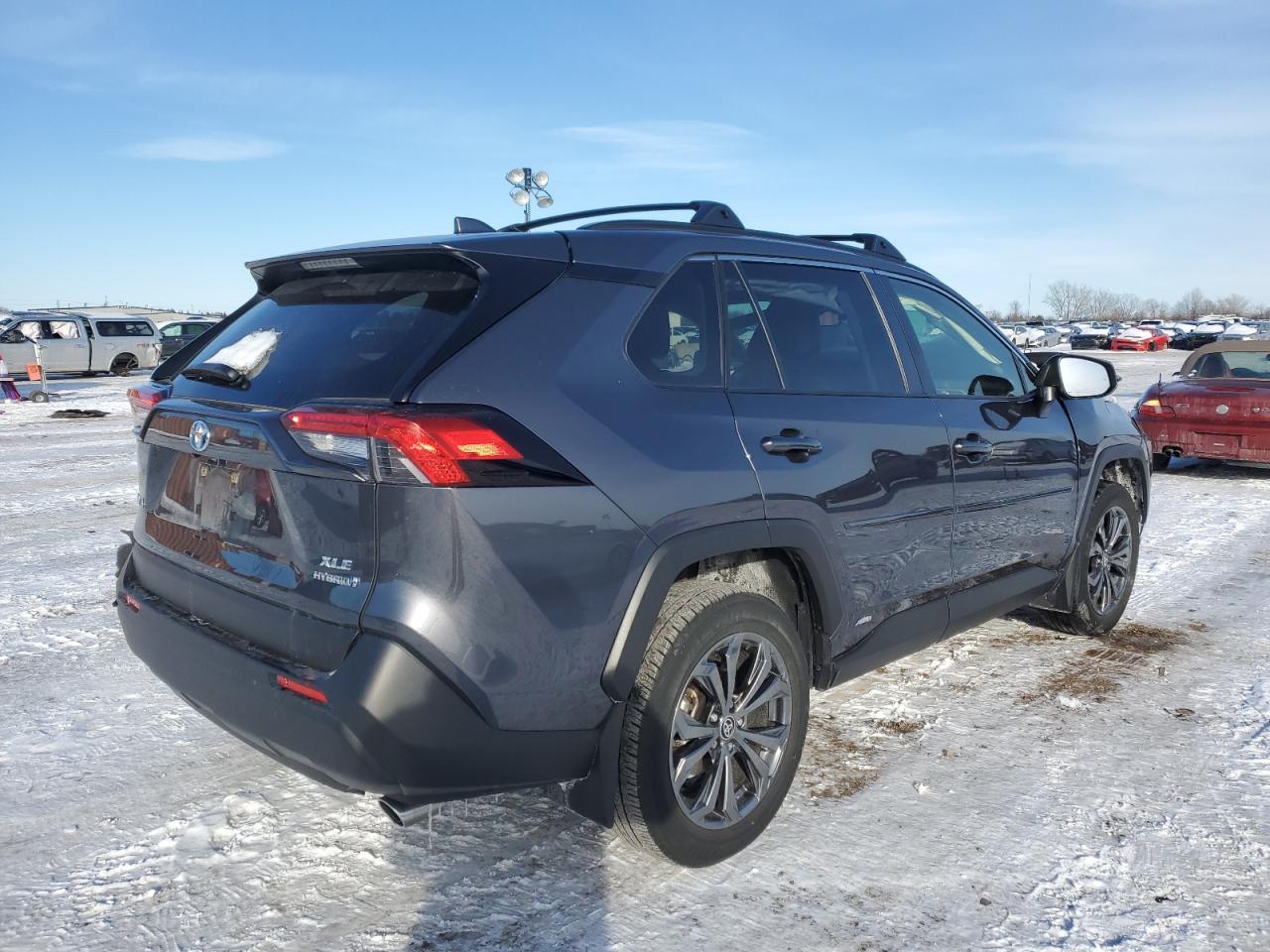 2023 TOYOTA RAV4 XLE PREMIUM VIN:JTMB6RFV8PD082318