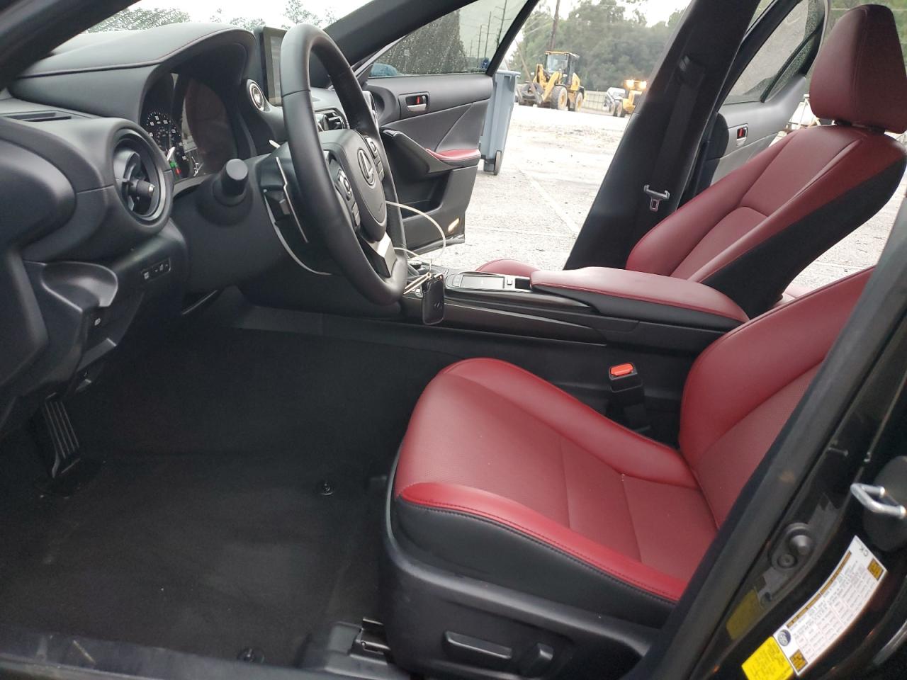 2024 LEXUS IS 300 VIN:JTHCA1D29R5129946