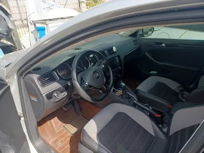 2015 Volkswagen Jetta VIN: