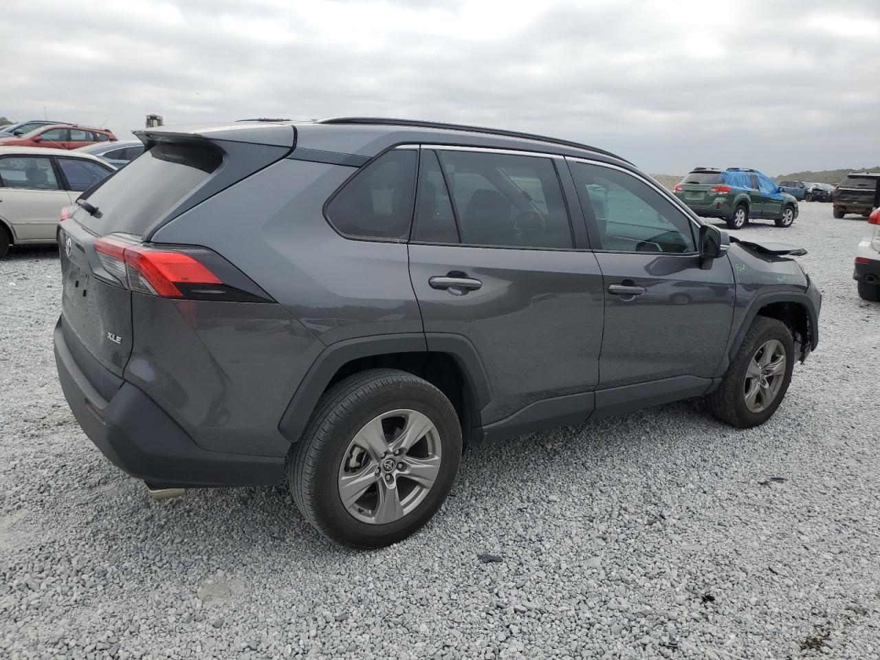 2022 TOYOTA RAV4 XLE VIN:2T3W1RFV2NC212112
