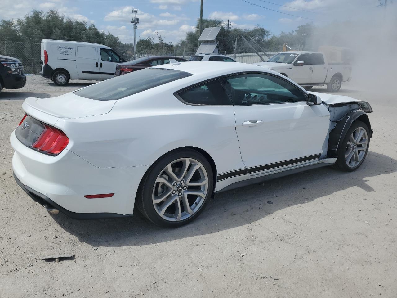 2022 FORD MUSTANG  VIN:1FA6P8TH1N5129600