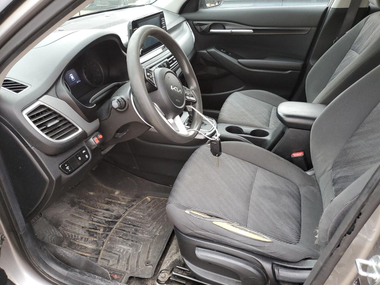 2023 KIA SELTOS LX VIN:KNDEPCAA1P7348143