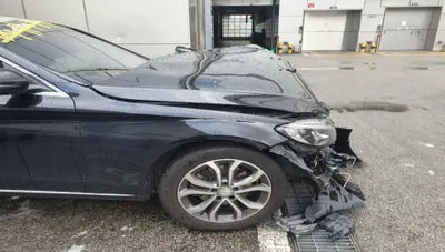 2016 Mercedes-Benz C 200 VIN: