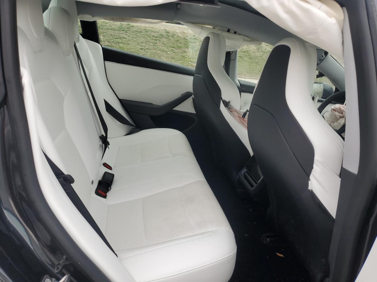 2024 TESLA MODEL 3  VIN:5YJ3E1ET8RF847628