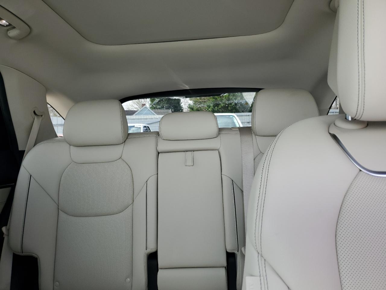 2023 GENESIS GV70 BASE VIN:KMUMADTB8PU118977