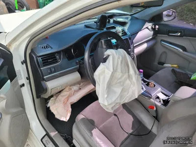 2014 Toyota Camry VIN: