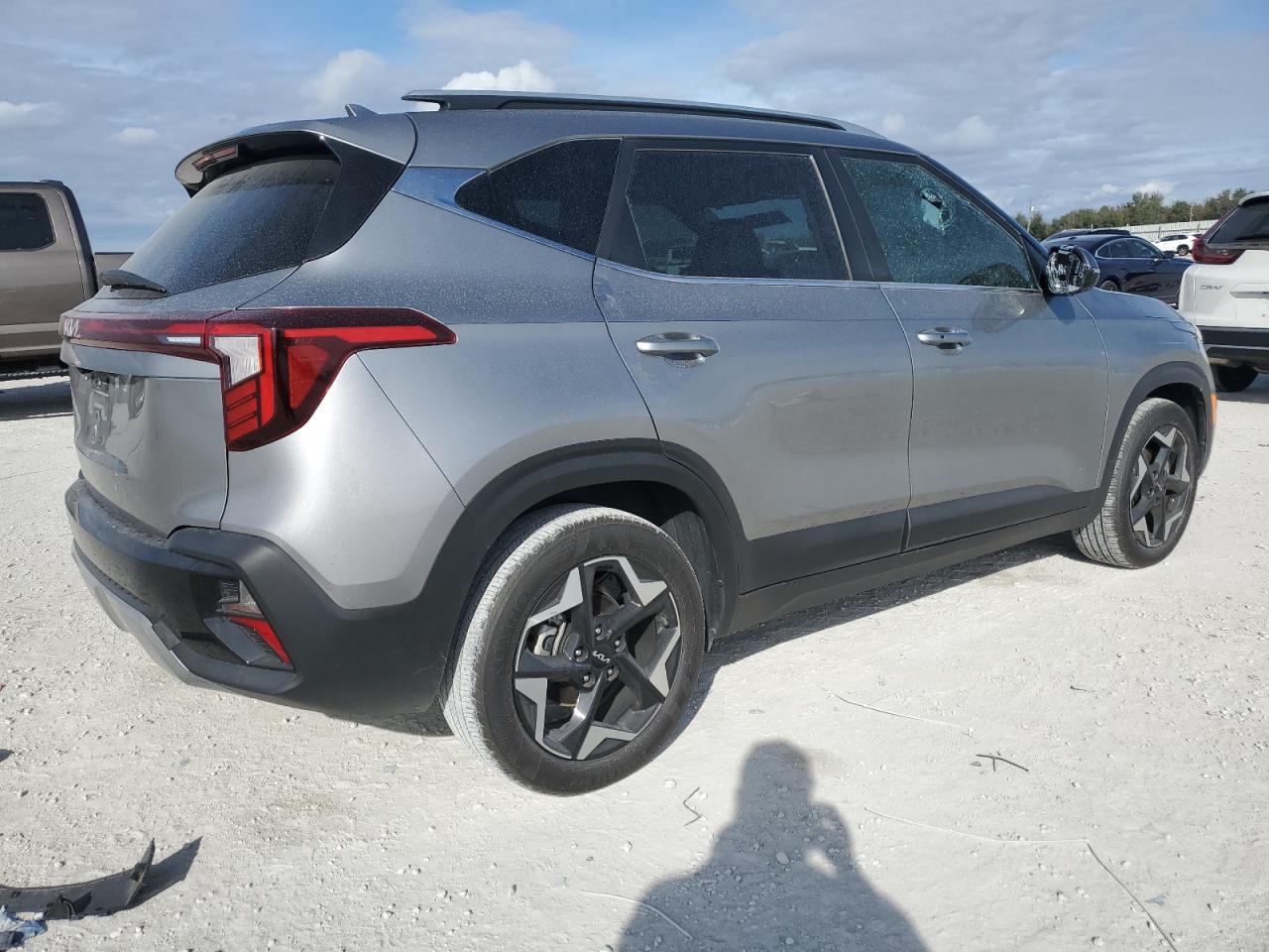 2024 KIA SELTOS EX VIN:KNDER2AA6R7510307
