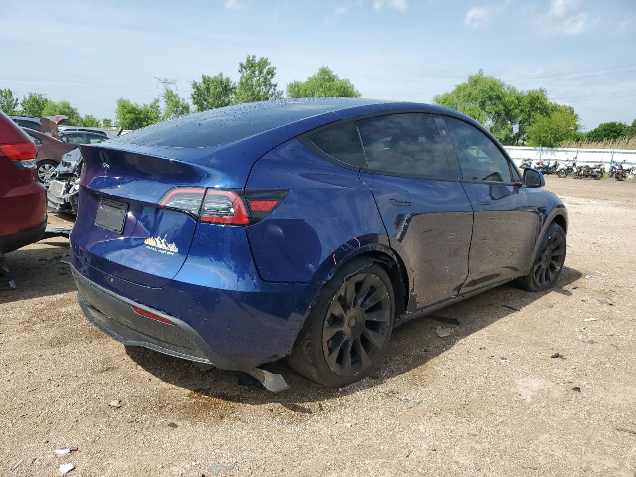 2023 TESLA MODEL Y  VIN:7SAYGAEE3PF832567