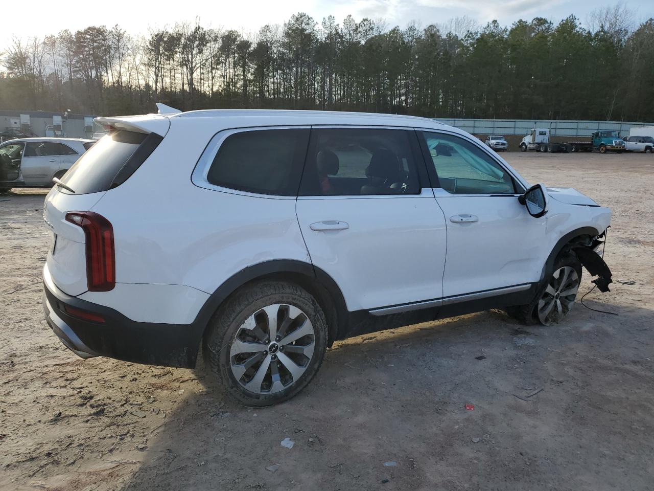 2022 KIA TELLURIDE EX VIN:5XYP3DHC2NG224884