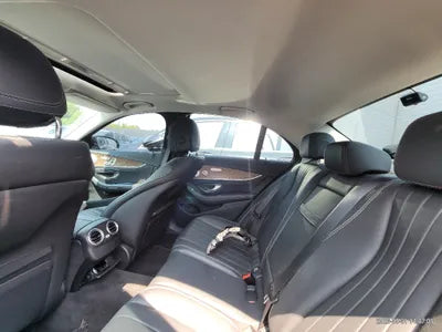 2020 Mercedes-Benz E 300 W1KZF4KB2LA836196 VIN:W1KZF4KB2LA836196