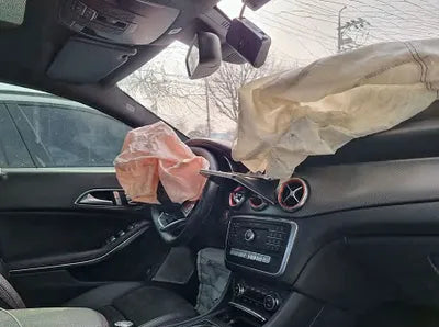 2018 Mercedes-Benz CLA 220 WDDSJ4FB3JN599668 VIN:WDDSJ4FB3JN599668