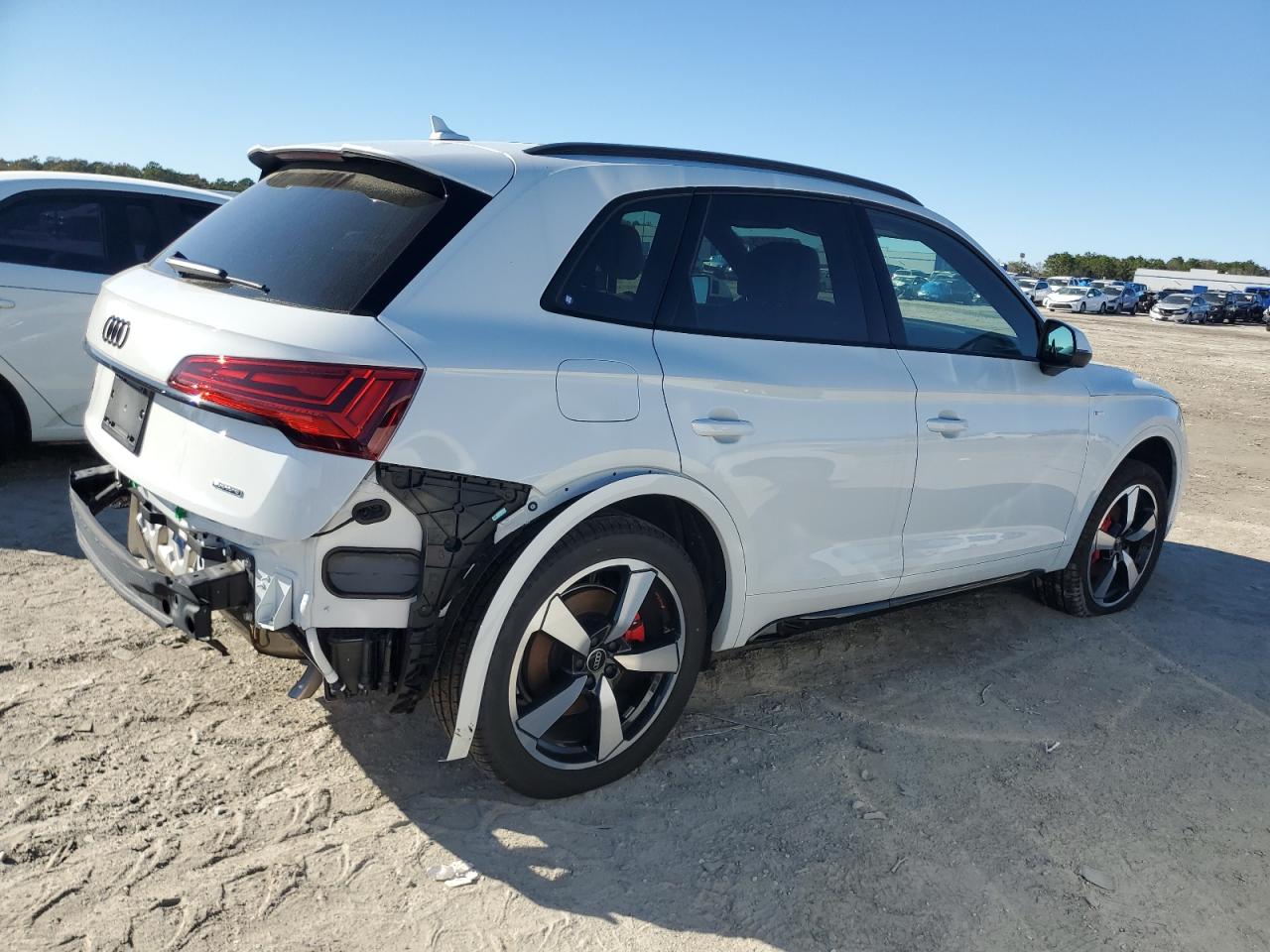 2024 AUDI Q5 PREMIUM PLUS 45 VIN:WA1EAAFY7R2140225