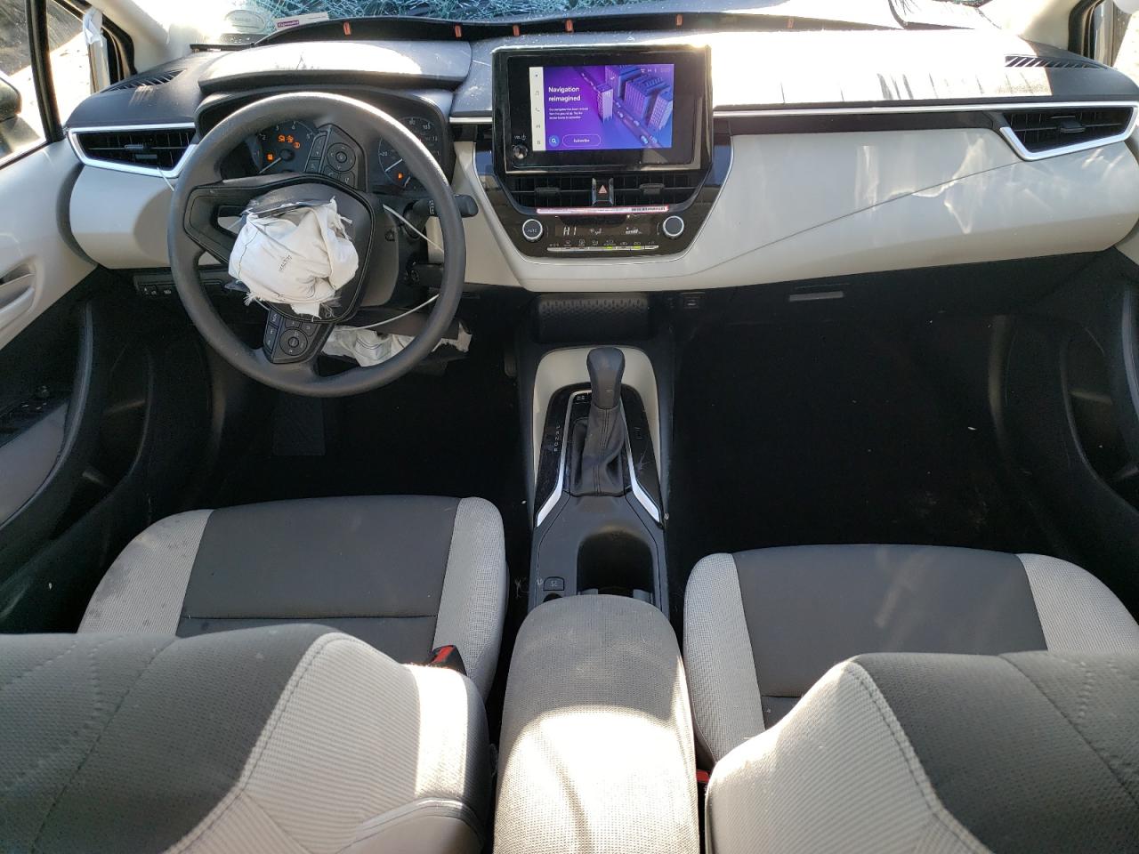 2024 TOYOTA COROLLA LE VIN:JTDBCMFE7R3045331