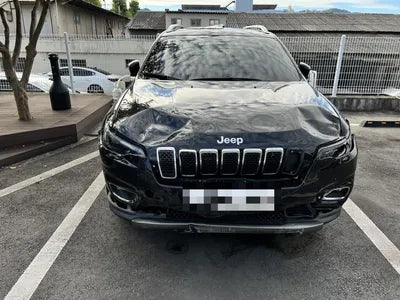 2020 Jeep Cherokee VIN: