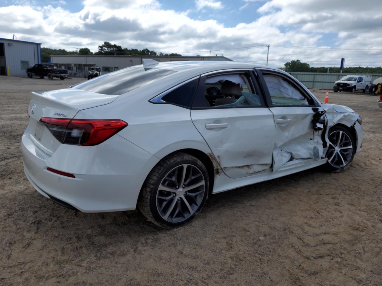 2022 HONDA CIVIC TOURING VIN:2HGFE1F96NH319687