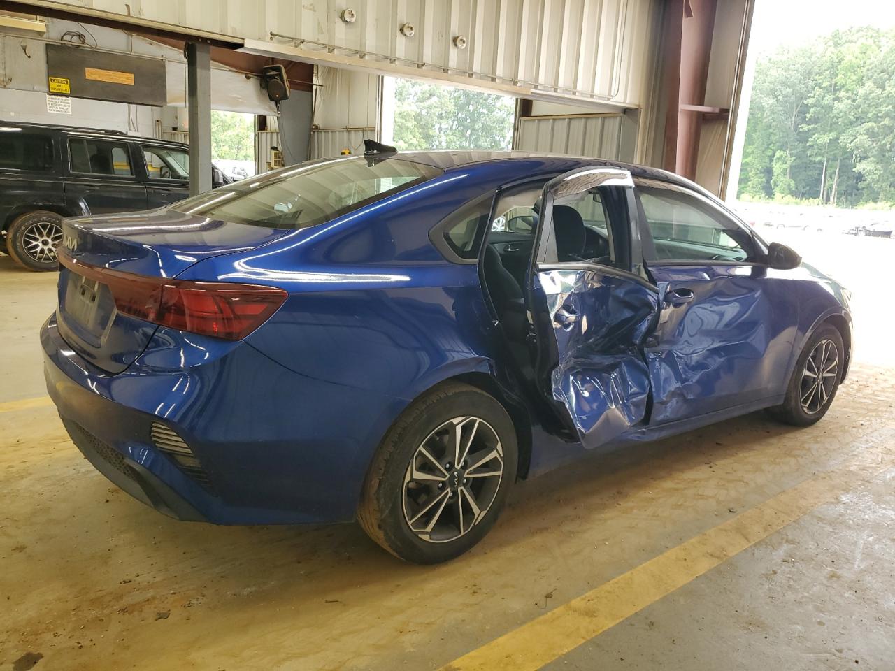 2022 KIA FORTE FE VIN:3KPF24AD1NE464376
