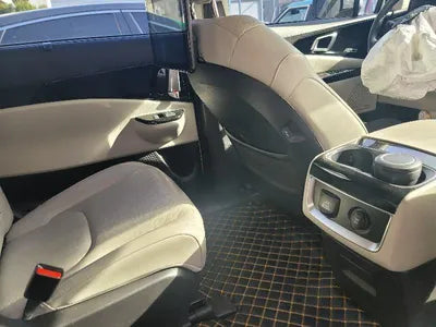 2021 Kia Carnival KNANE81BBMS068076 VIN:KNANE81BBMS068076
