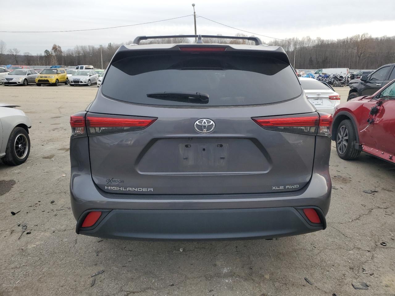 2022 TOYOTA HIGHLANDER XLE VIN:5TDGZRBH5NS561374