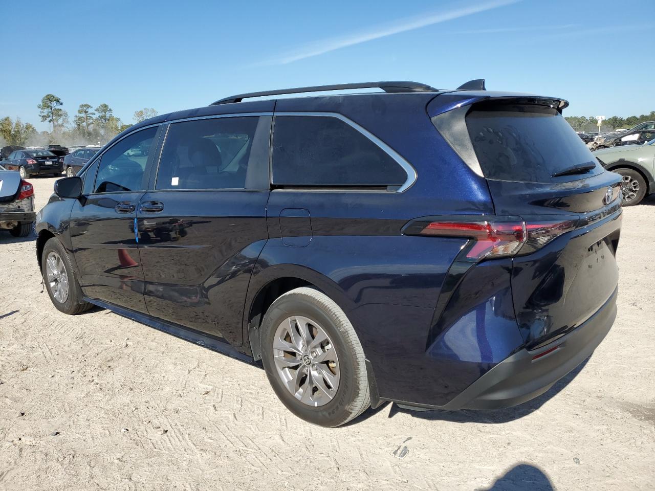 2023 TOYOTA SIENNA LE VIN:5TDKRKEC3PS168414