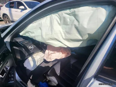 2015 Mercedes-Benz E 220 VIN: