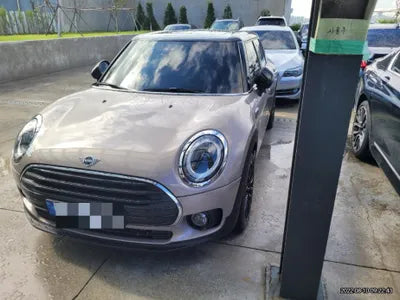 2022 MINI Clubman VIN: