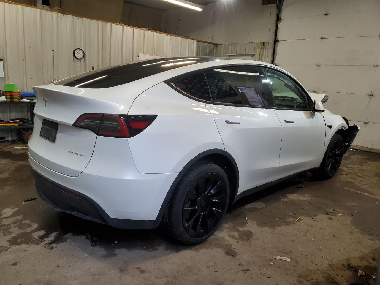 2023 TESLA MODEL Y  VIN:7SAYGDEE4PF676539