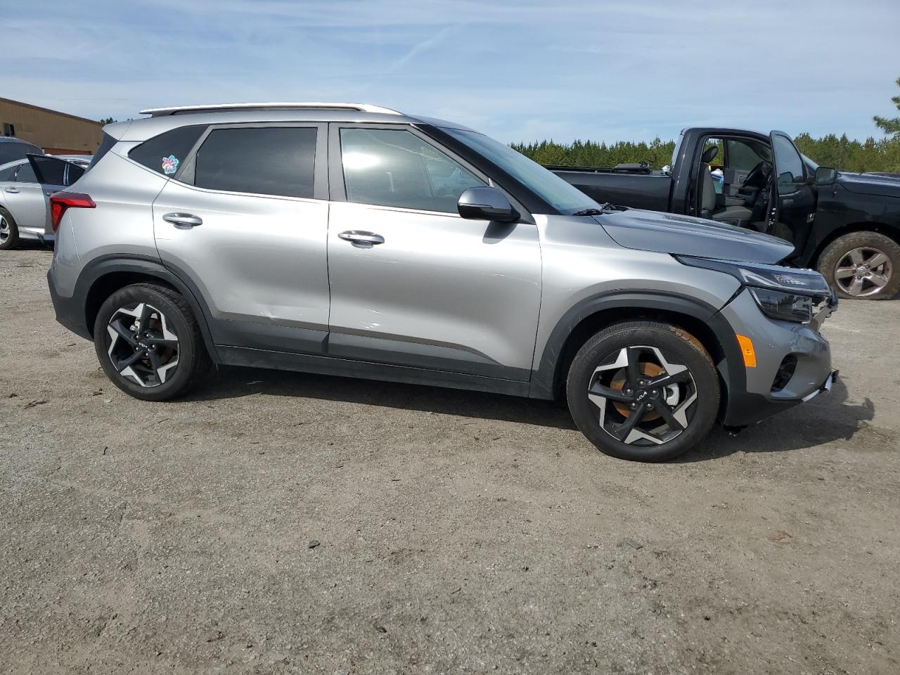2024 KIA SELTOS EX VIN:KNDER2AA5R7565959