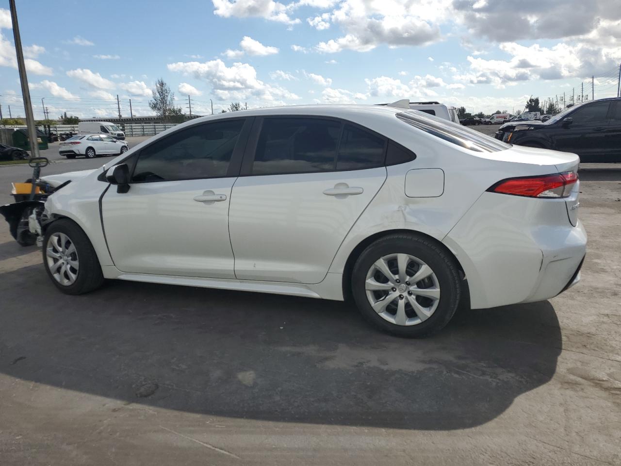 2022 TOYOTA COROLLA LE VIN:5YFEPMAE7NP310081