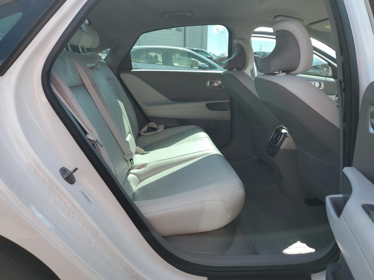 2023 HYUNDAI IONIQ 6 SEL VIN:KMHM34AA3PA049619