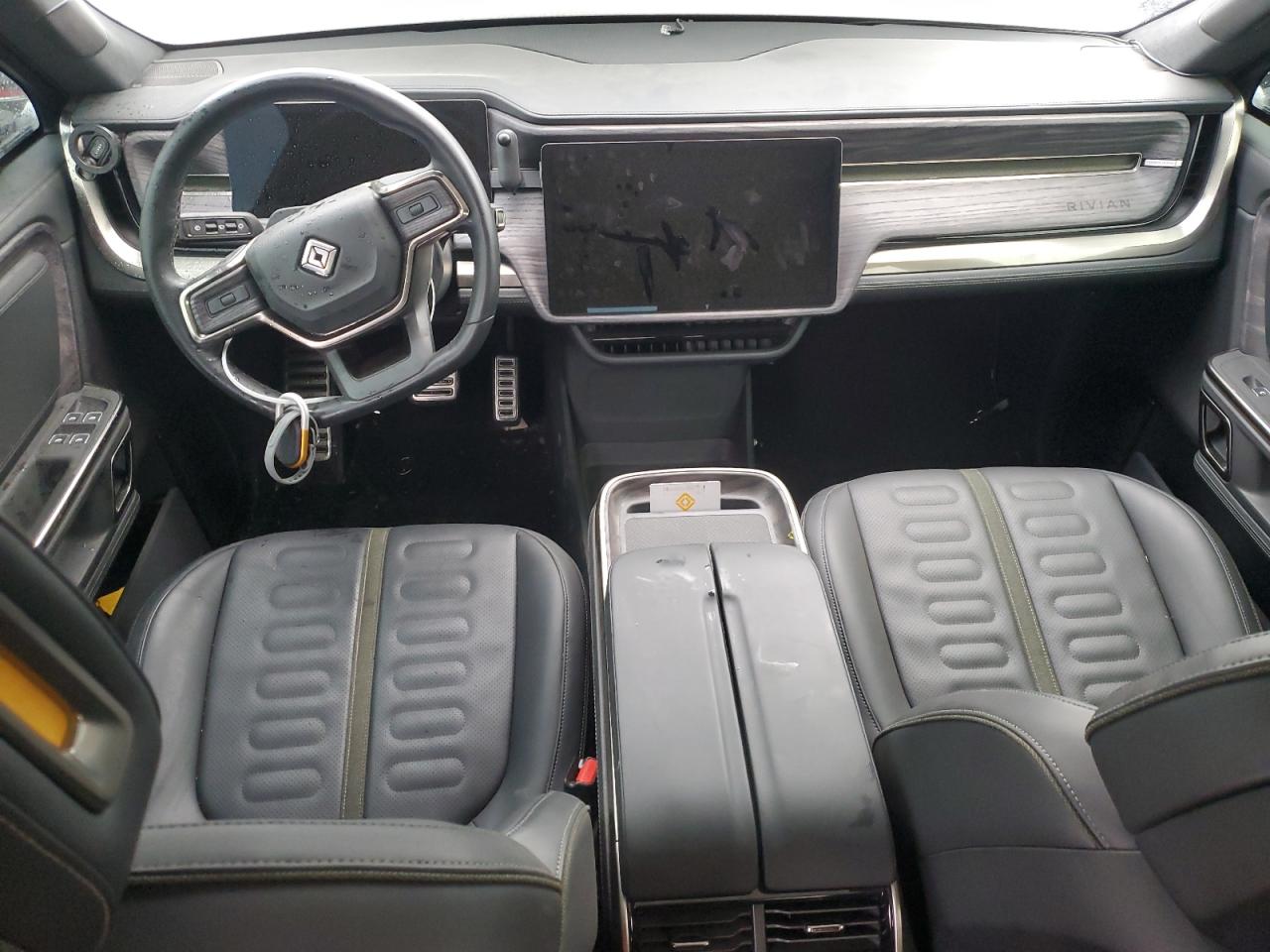 2022 RIVIAN R1T LAUNCH EDITION VIN:7FCTGAAL4NN001308