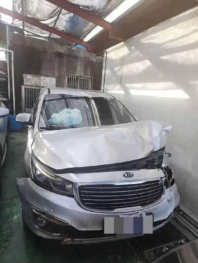 2015 Kia Carnival VIN: