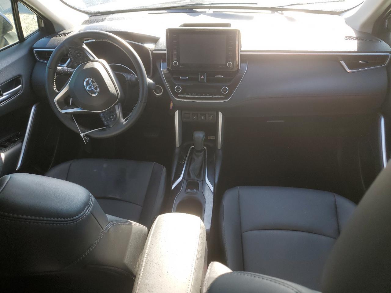 2022 TOYOTA COROLLA CROSS XLE VIN:7MUEAAAG3NV022346