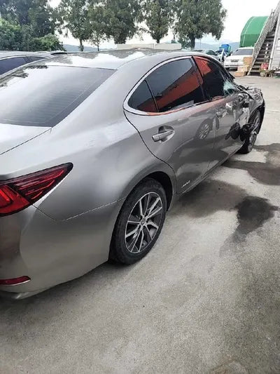 2018 Lexus ES 300 VIN: