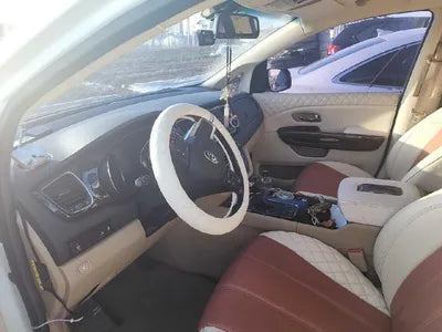 2015 Kia Carnival VIN: