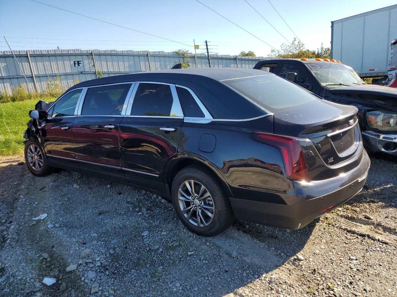 2024 CADILLAC XT5 LUXURY VIN:1GEKNAR43RZ751714