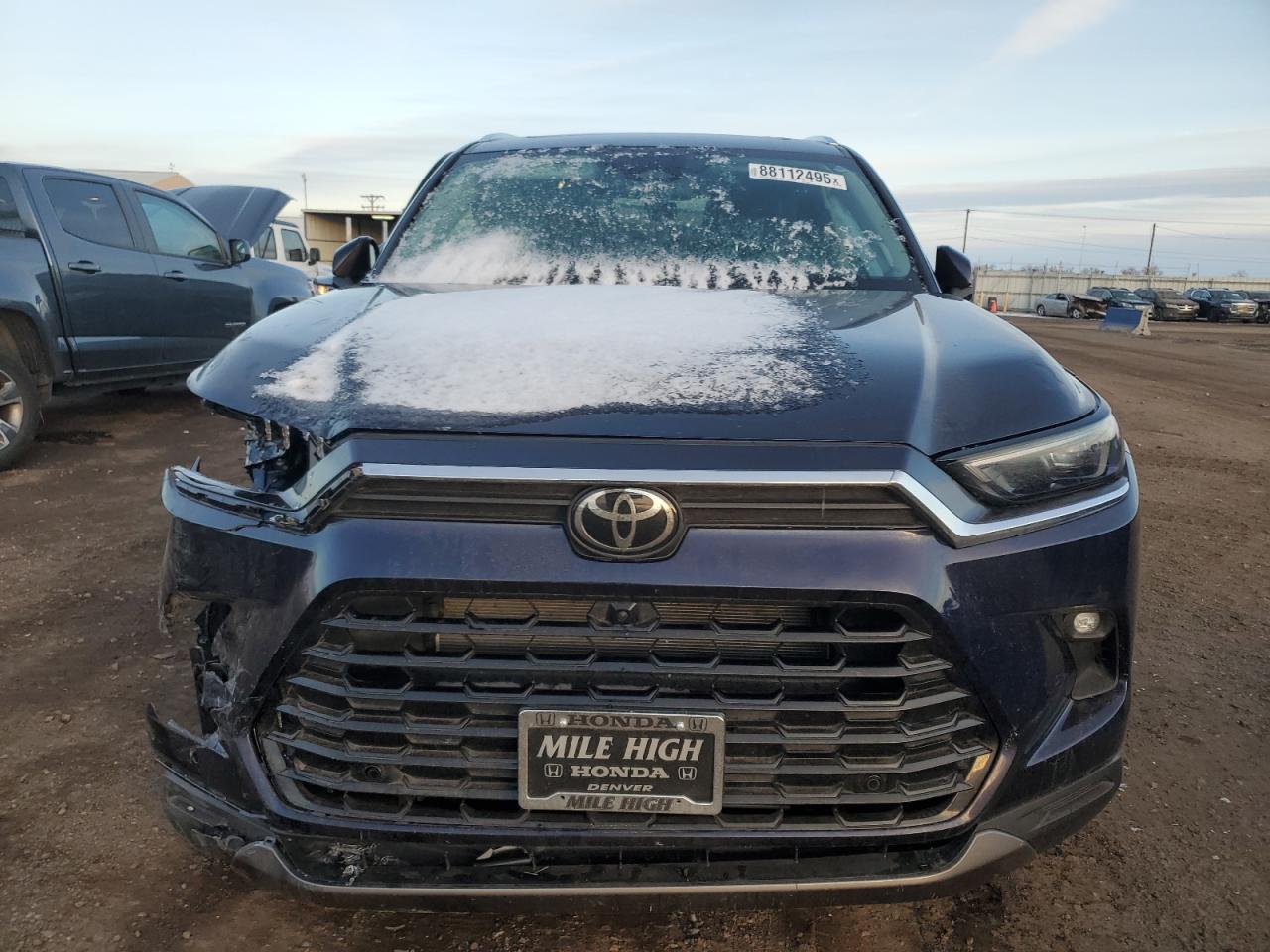 2024 TOYOTA GRAND HIGHLANDER XLE VIN:5TDAAAB59RS017020